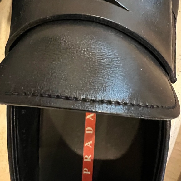 Black original leather authentic Prada, size 10 US (8 UK) - Picture 5 of 7